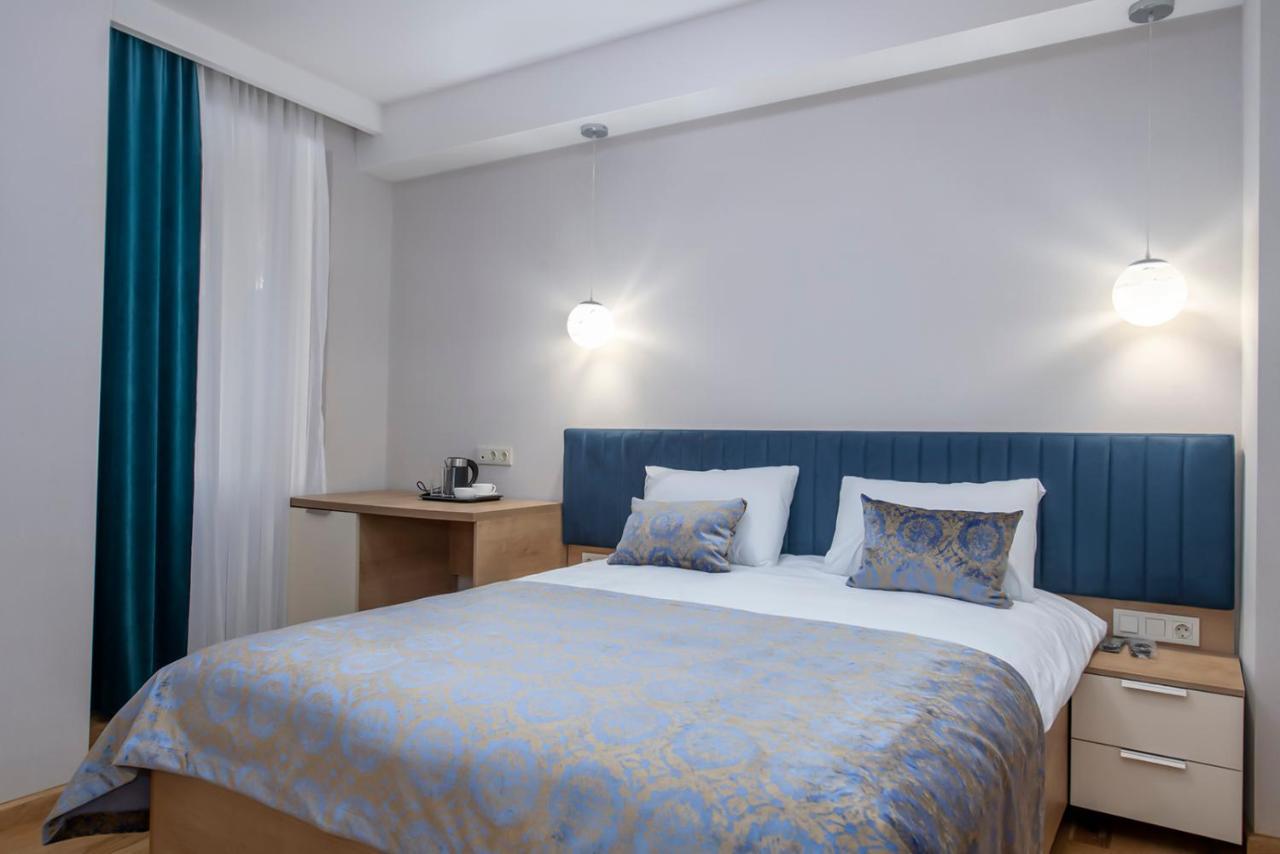 Hotel Solo Tbilissi Extérieur photo