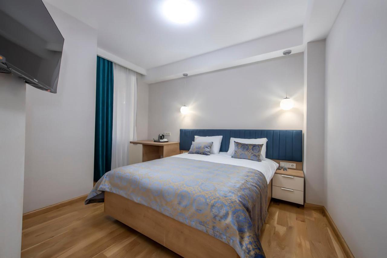 Hotel Solo Tbilissi Extérieur photo