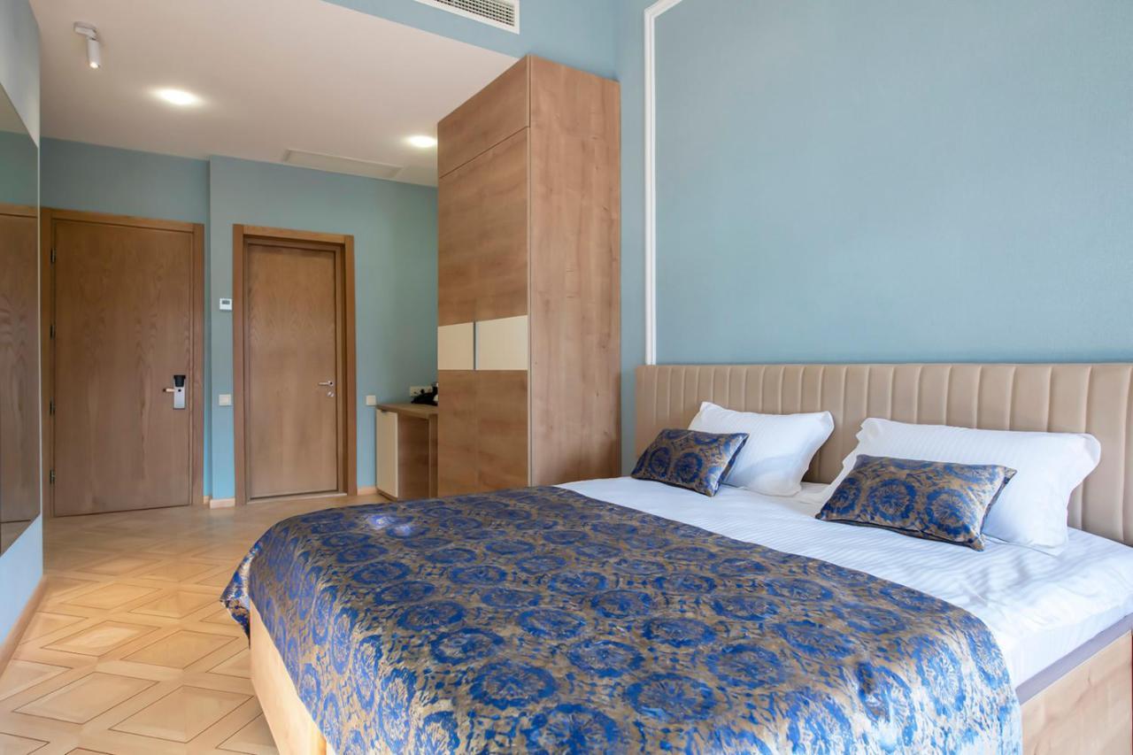 Hotel Solo Tbilissi Extérieur photo