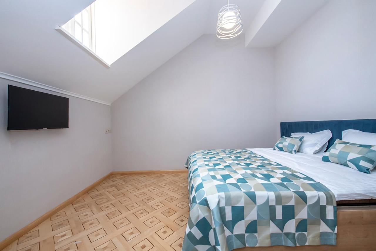 Hotel Solo Tbilissi Extérieur photo