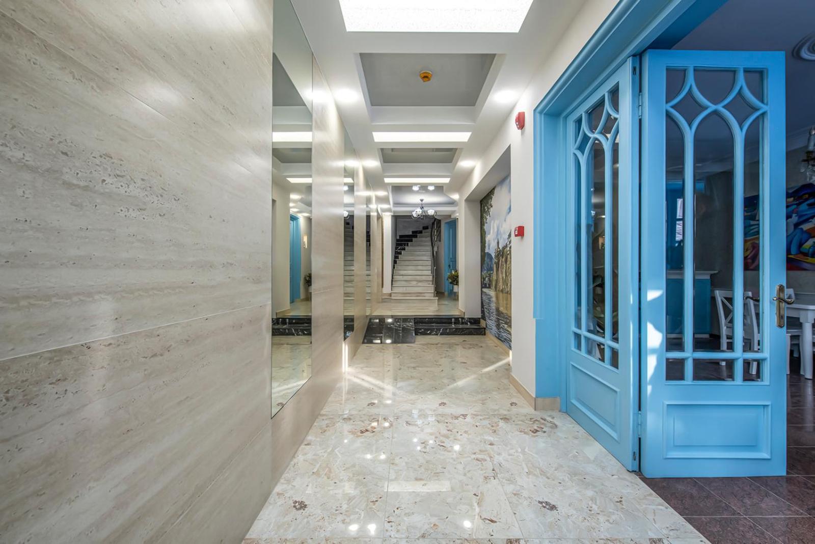 Hotel Solo Tbilissi Extérieur photo